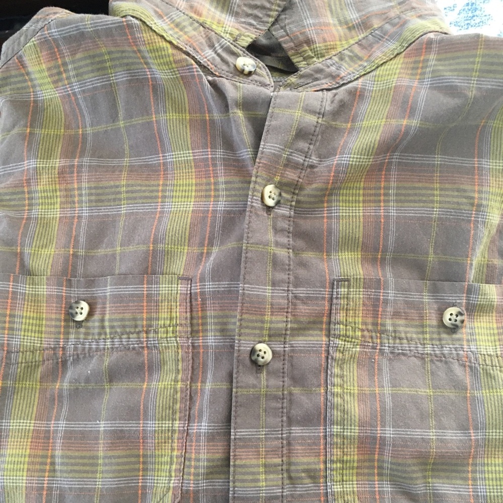 Men’s LL Bean button up short sleeve